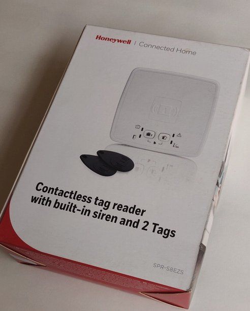 Honeywell Sistemi d'allarme: Honeywell SPR-S8-EZS Contactless TAG Reader – Usato da Lugnorre venduto da serge.morgenegg