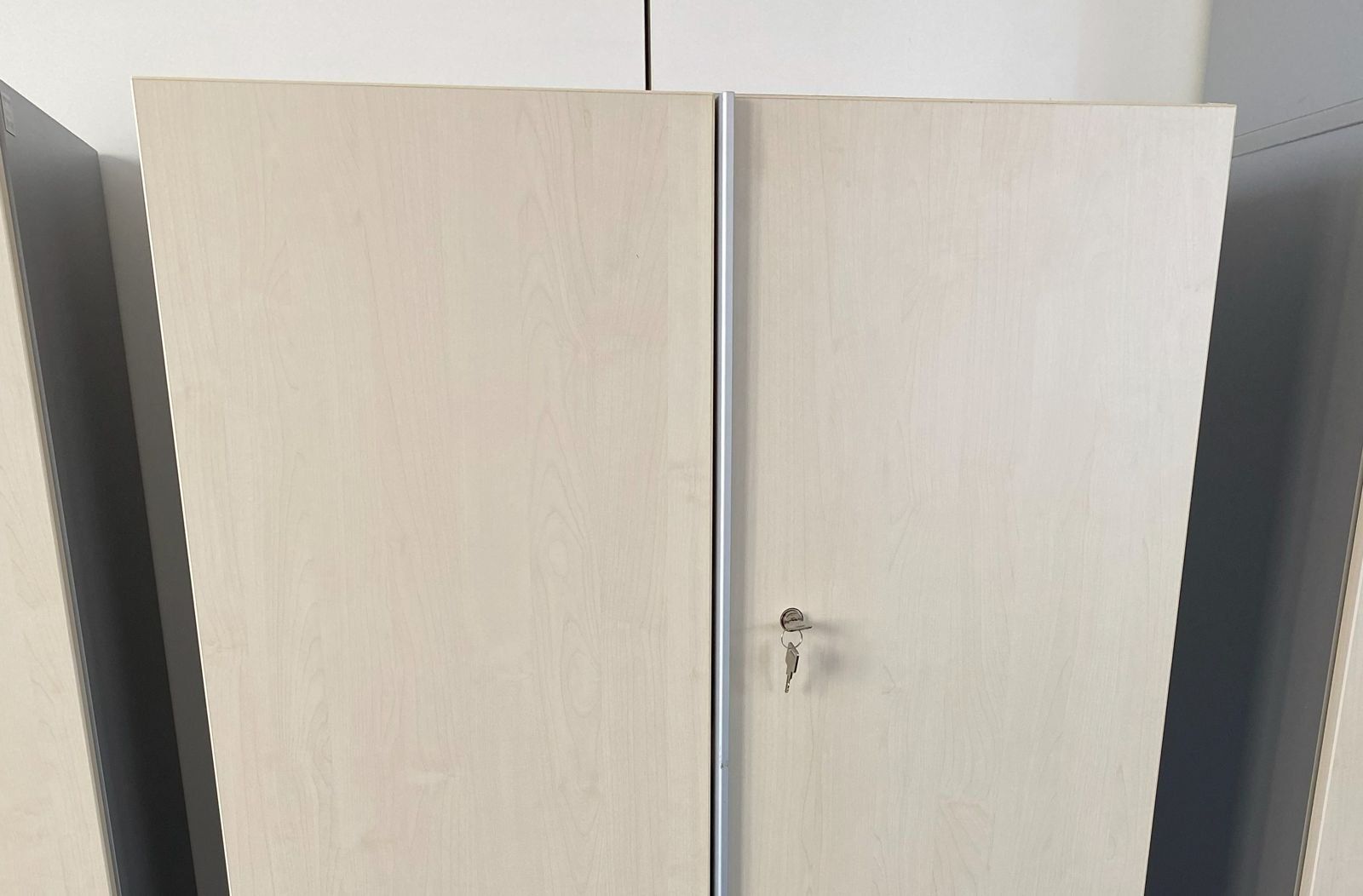 Armadi: Büro-Schrank – Usato da Worb venduto da Tom123bern 2