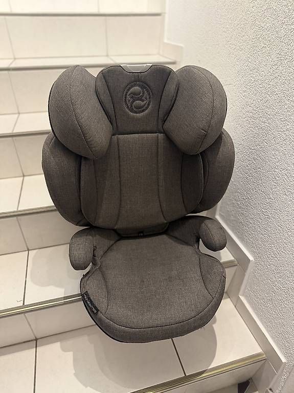 Seggiolini per auto: Cybex Kindersitz Z-Solution – Usato da Kriens venduto da mic_bv7y 1