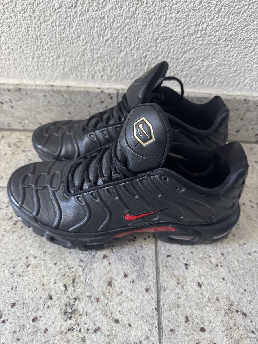 Nike Chaussures hommes: Nike TN Schwarz Leder – Neuf (Voir description) à baltschieder par sve_qyx8