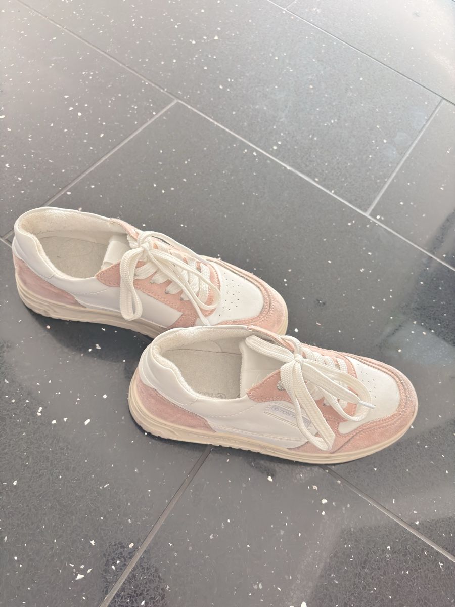 Tom Tailor Damenschuhe: Tom Tailor Sneaker, Gr. 38, top Zustand! – Gebraucht aus Aarburg von saluvava 1