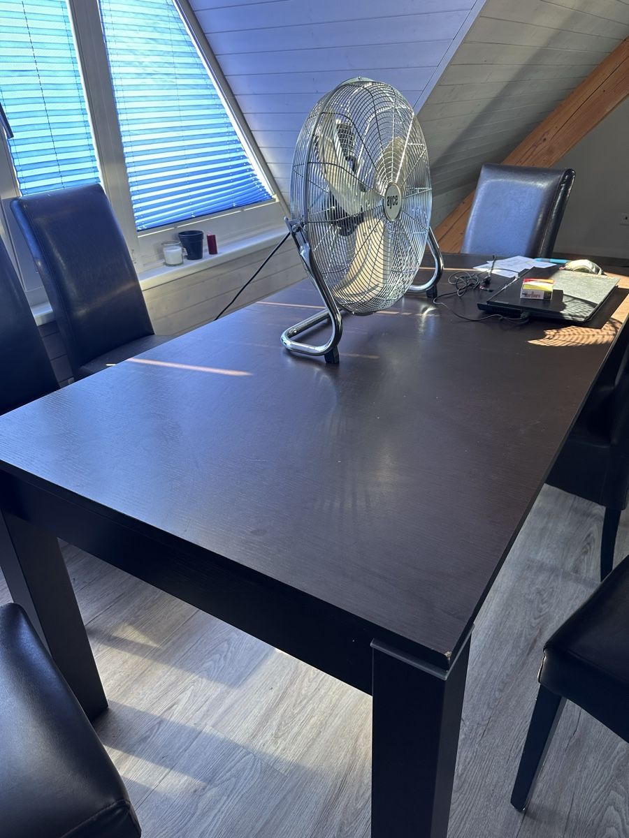 Tavoli: Tisch  – Usato da Mägenwil venduto da jon_r9pm 1