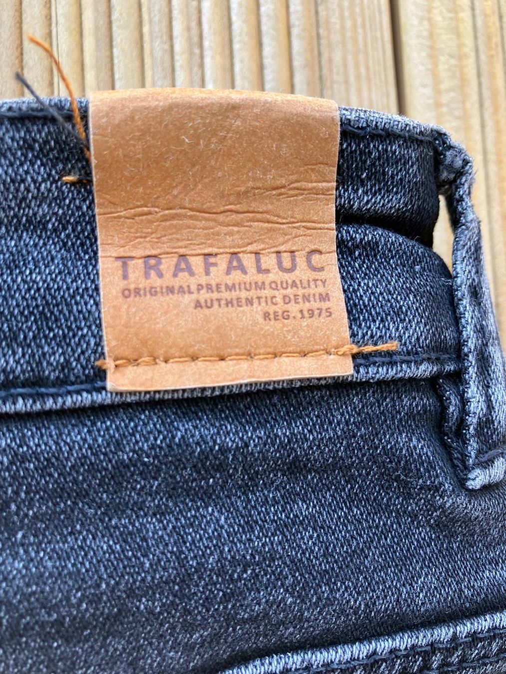 Zara Gonne: zara Jeansjupe Grösse XS – Usato da Allenwinden venduto da Obalu 1