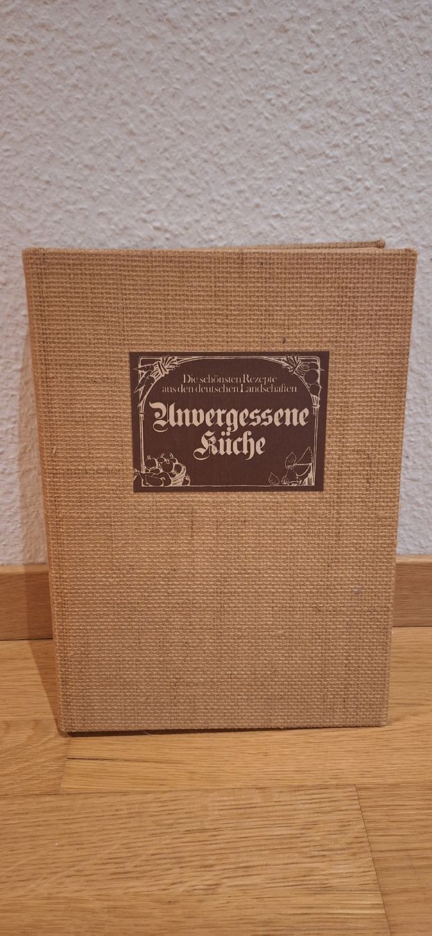 Libri: Kochbuch unvergessene deutsche Küche – Usato da Rüti ZH venduto da JeTre