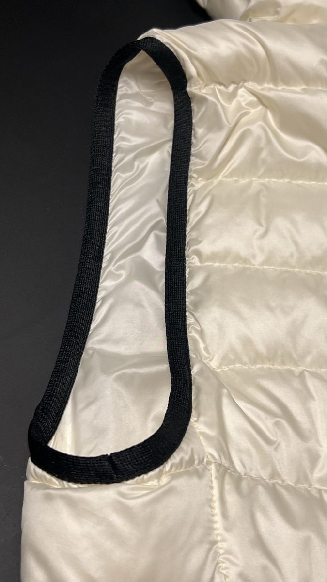 Moncler Gilet & Giacche senza maniche: Moncler Damen Daunenweste – Nuovo (secondo la descrizione) da Küsnacht venduto da cri_ngg5 6