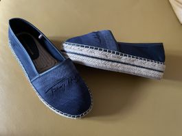 Tommy Hilfiger in Grösse 37 (Neu)