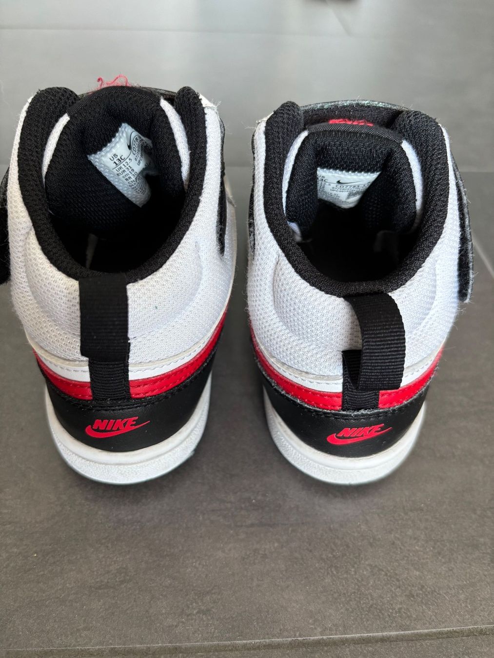 Nike Scarpe per ragazzi: Nike Court Borough mid 2 Gr.31 – Usato da Oberägeri venduto da MariaLehman 1