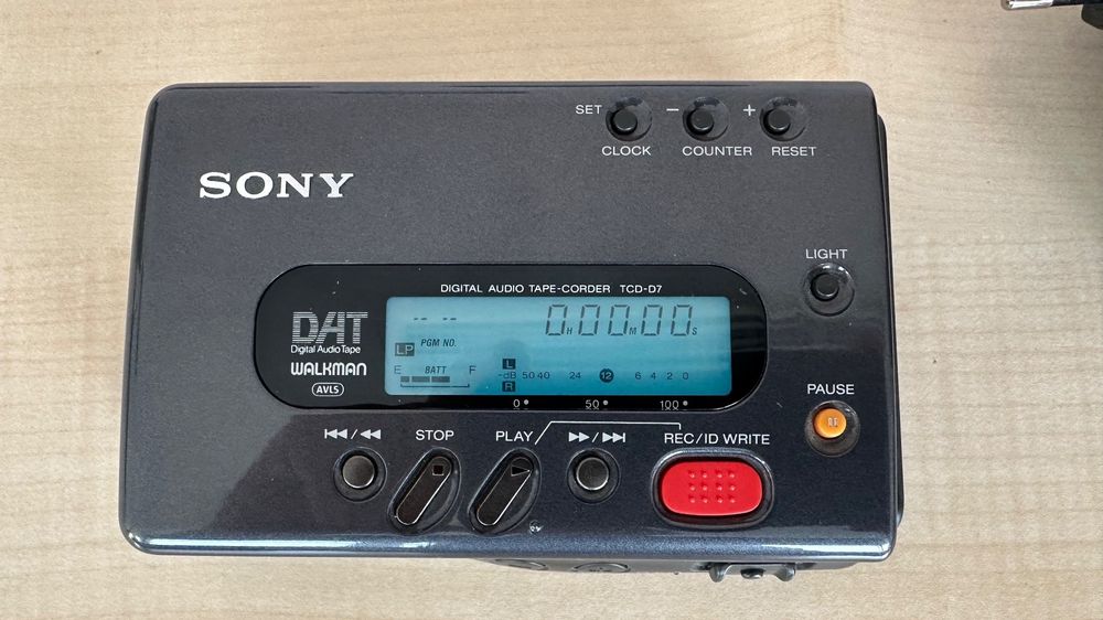 Sony TCDD7 DATWalkman Recorder Kaufen auf Ricardo