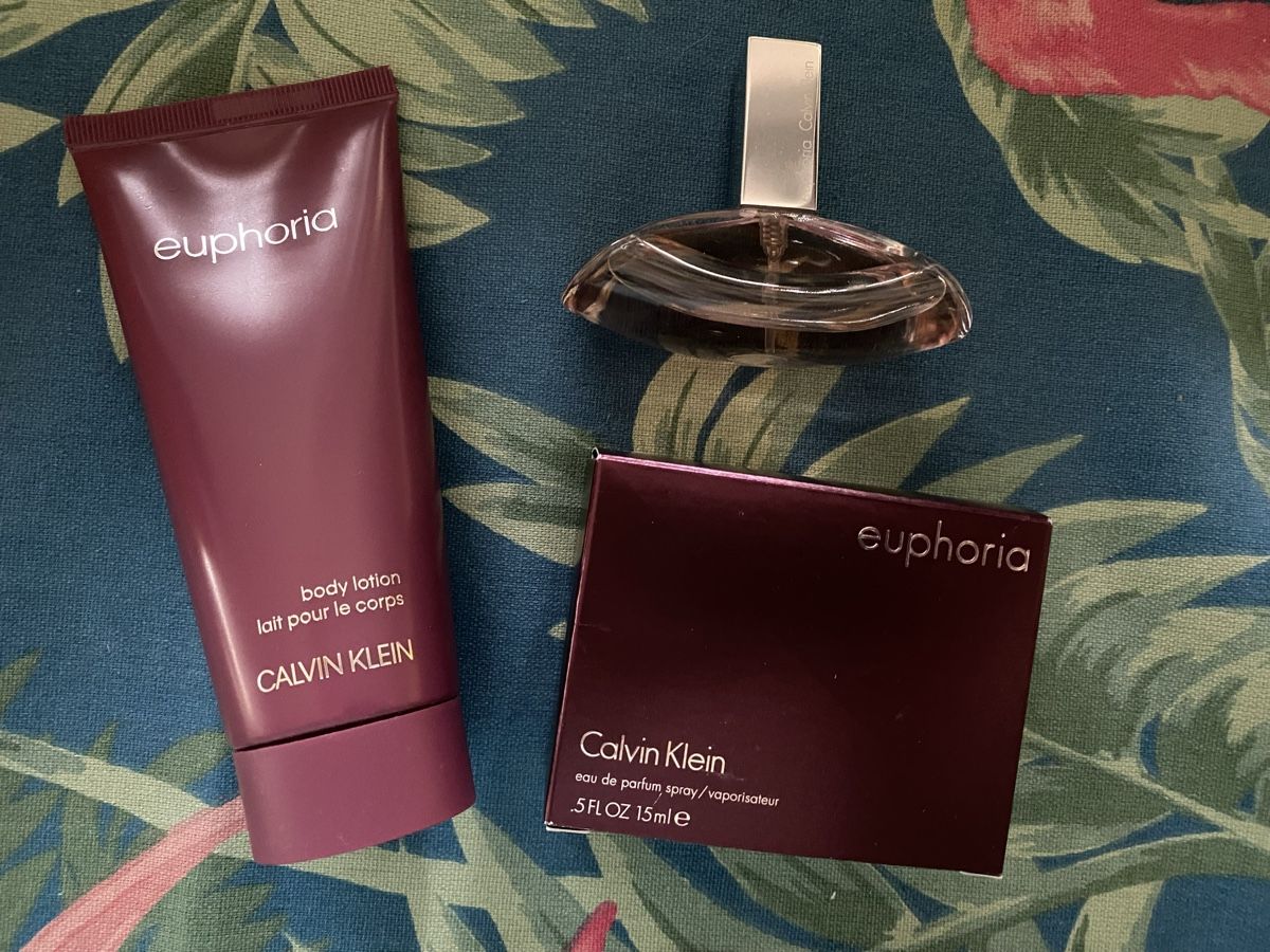 Calvin Klein Parfums & Eau de Toilette: Duo Euphoria de Calvin Klein – Neuf avec emballage d'origine à Bouveret par wes_7zll