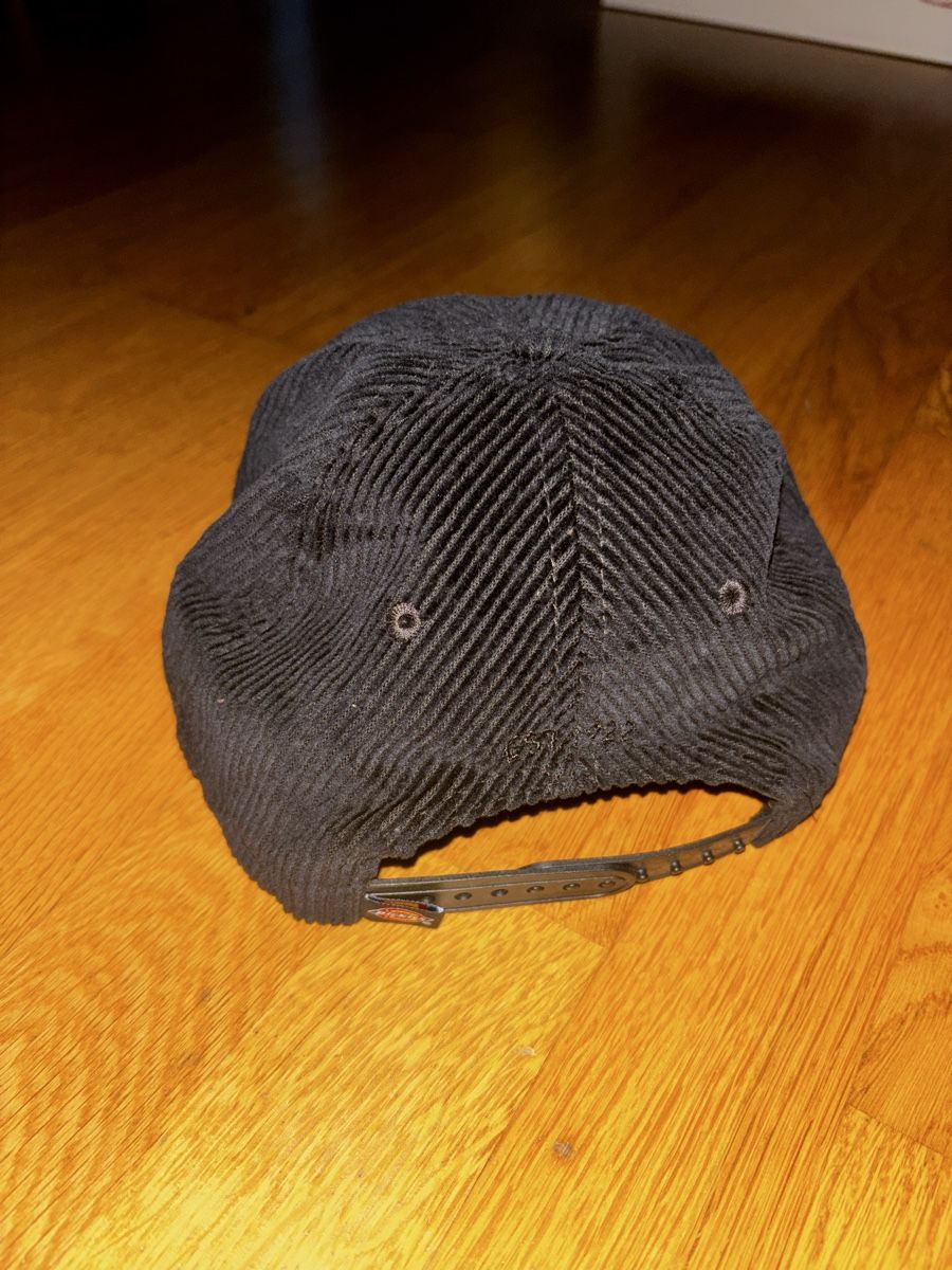 Dickies Copricapi, berretti & cappellini: Cord Dickies Cap  – Usato da Muri b. Bern venduto da melissaluna 1