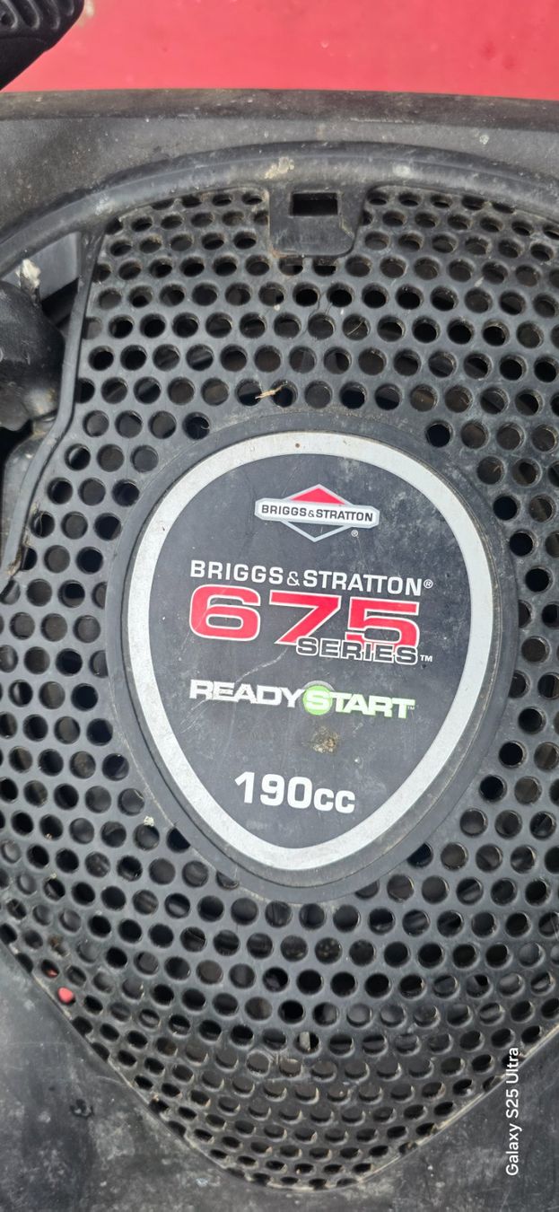 Honda Tondeuses à gazon: Rasenmäher Motor Briggs&Stratton – D'occasion à Buchs SG par MATGEOMAR 2