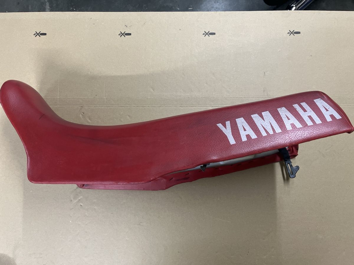 Enduro: Yamaha DT 125 LC35-E Sitzbank – Usato da Trubschachen venduto da Haemu 1