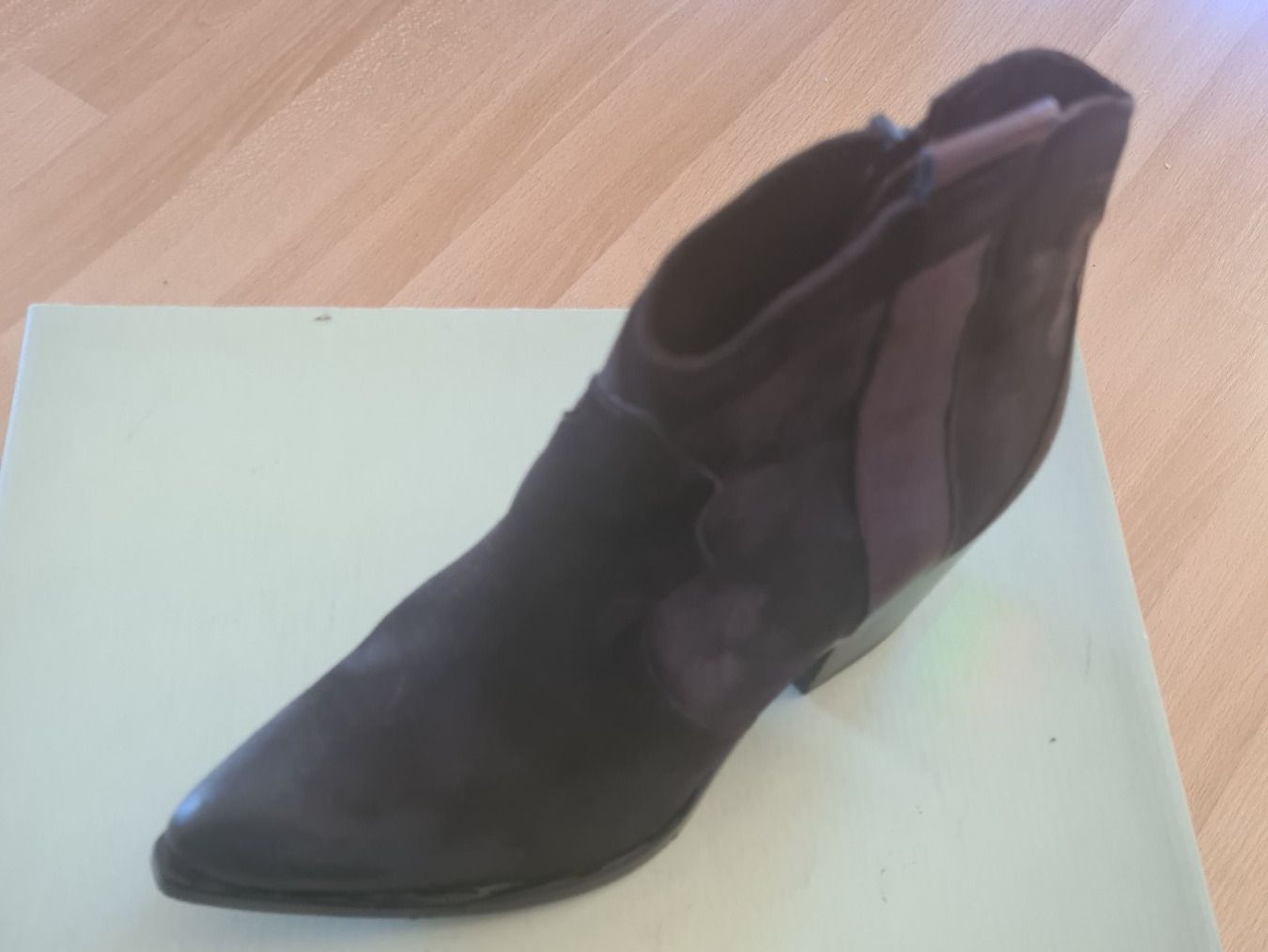 Mjus Scarpe da donna: MJUS-AS98 Damen Western Stiefelette – Nuovo (secondo la descrizione) da St. Gallen venduto da Demos86 5
