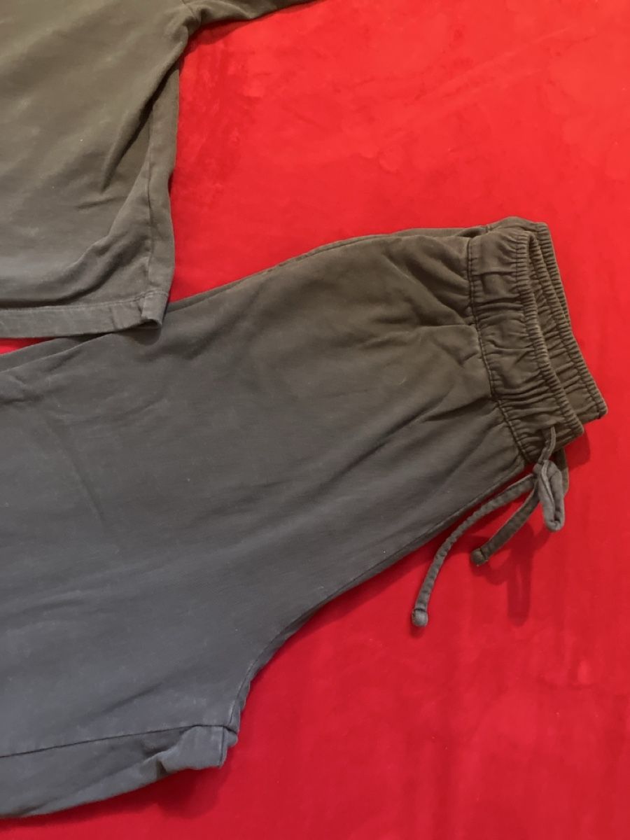 Lotti di vestiti: American Vintage Pullover & Hose Set - Grösse M - Grau 56 – Usato da Muralto venduto da jac_hkz5 2