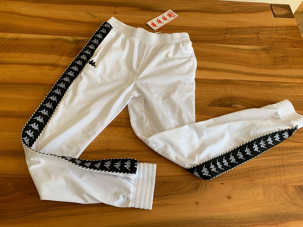 Kappa Damen Jogginghose Taima – Tapered Fit, 80% Baumwolle, Seitliche Taschen, Mit Logo-Print