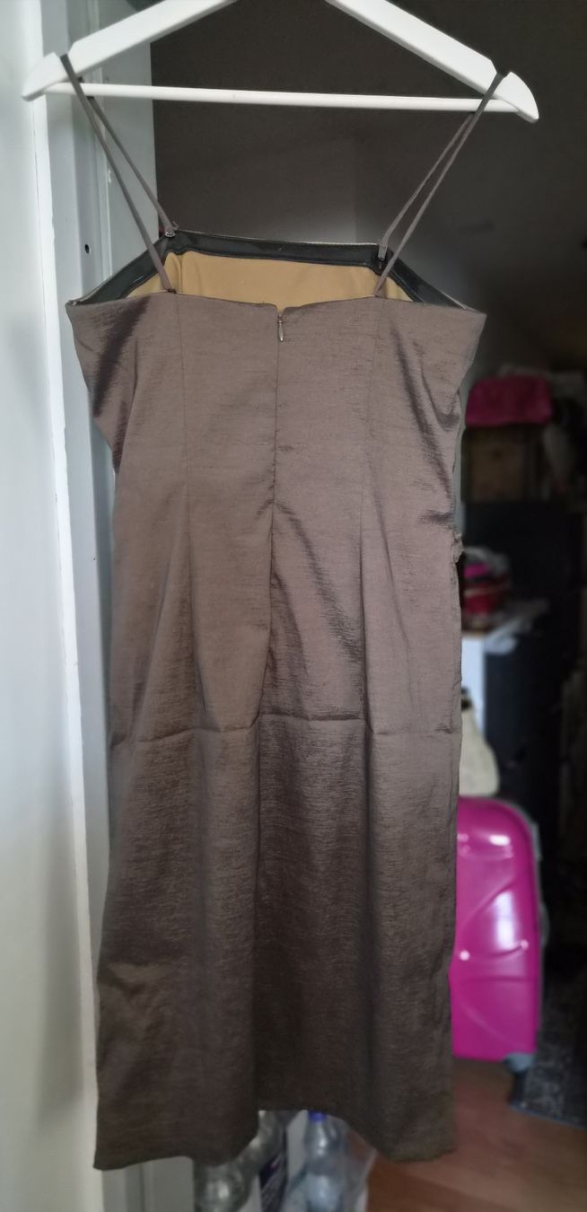 Vestiti: Tolles Kleid mit Blumenapplikation Gr. S – Usato da Frenkendorf venduto da Moon111 2