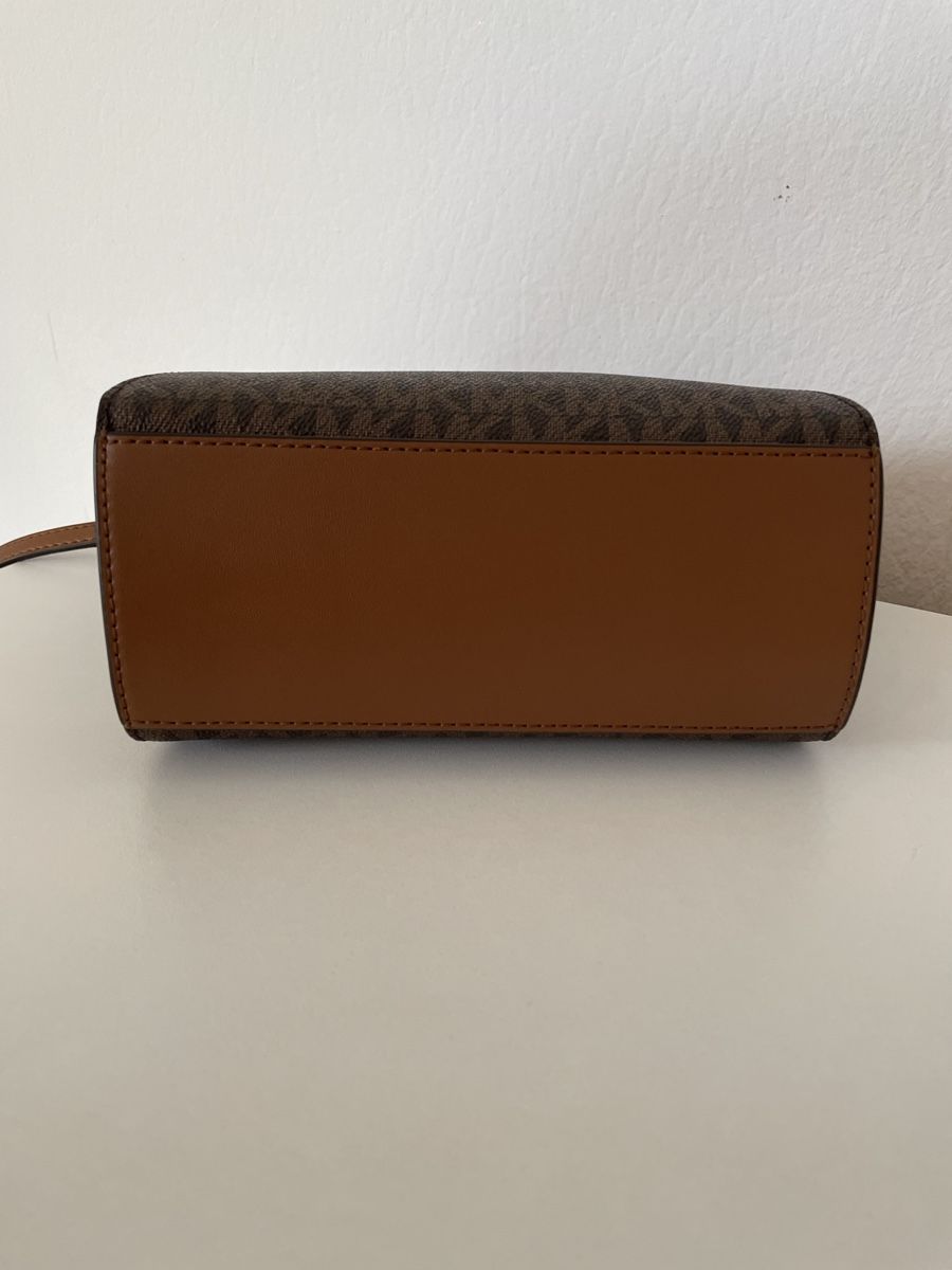 Michael Kors Sacs femmes: Damen Handtasche original Michael Kors – Neuf (Voir description) à Frenkendorf par Pinda4402 2