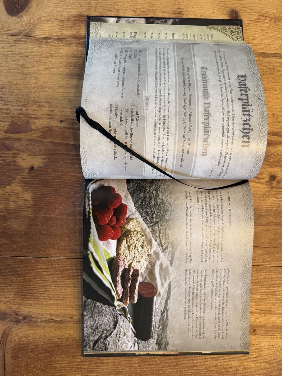 Bücher: Kochbuch Game of Thrones – Neu und originalverpackt aus Bütschwil von jon_jz72 2