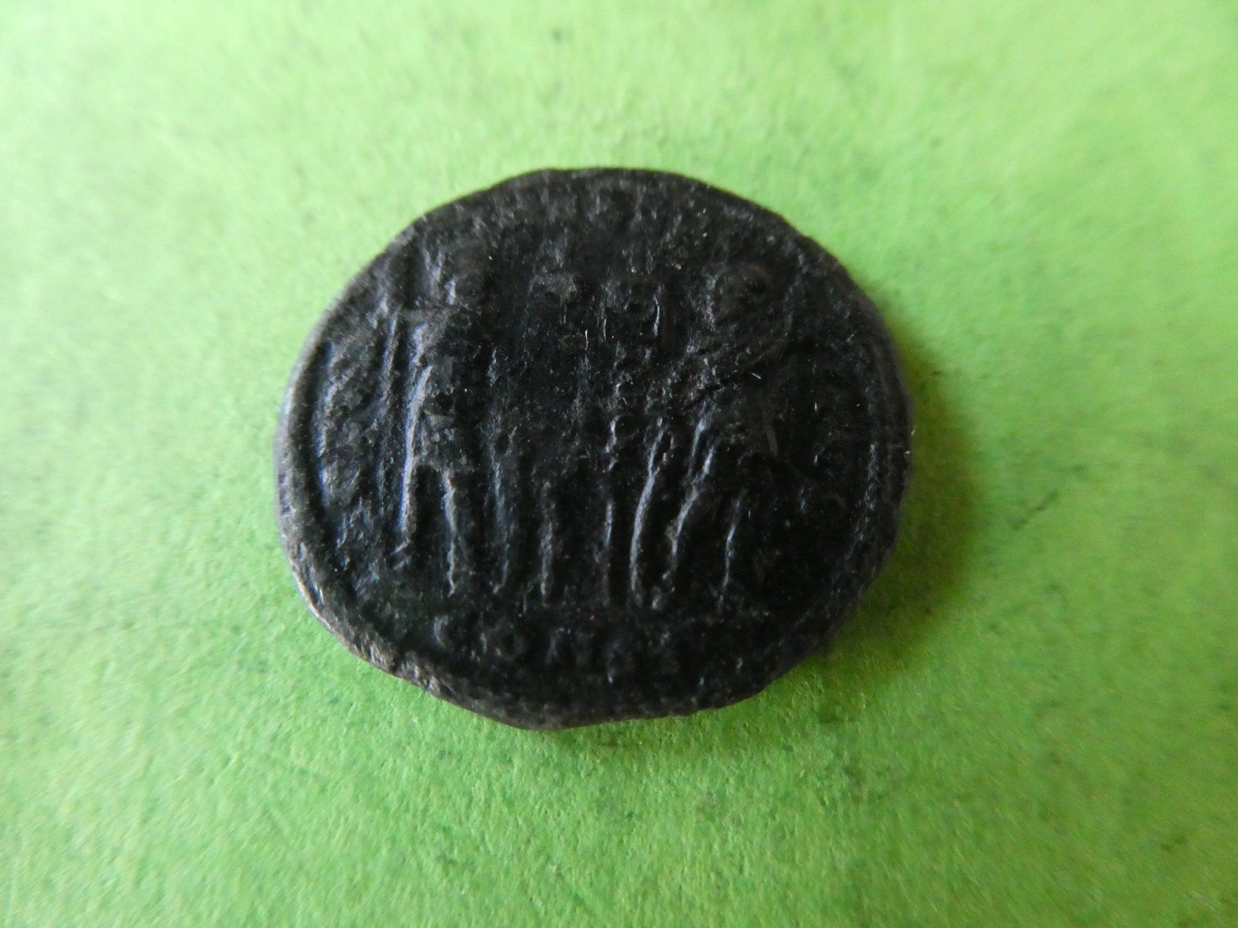 Alle Münzen: uralte Bronzemünze    19 mm     2.30 g – Gebraucht aus Hinterforst von Rohusri 2