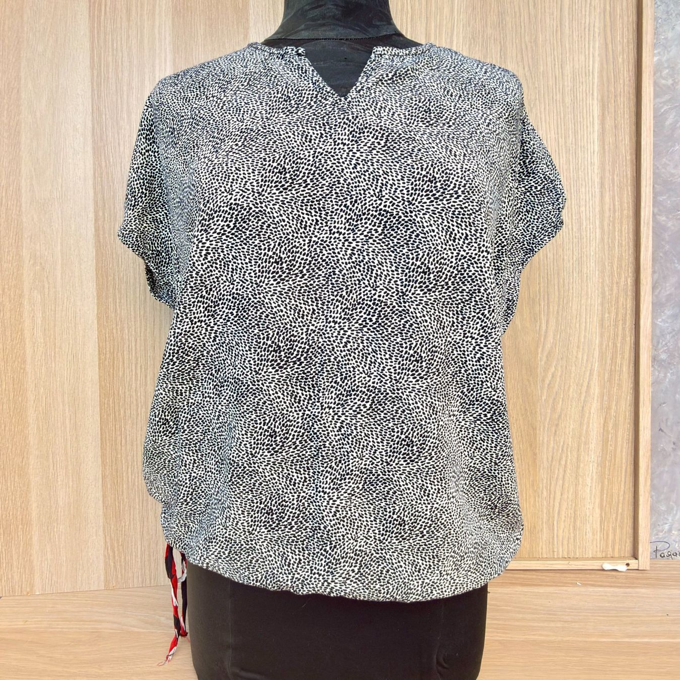 Blusen: Blouse Ample Graphique Garcia – Gebraucht aus Thônex von BrYu