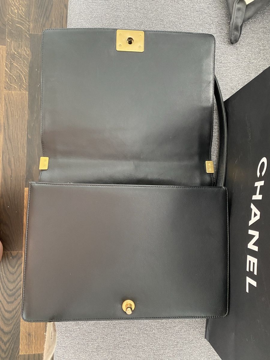 Chanel Borse da donna: Original CHANEL Boy Bag Large mit goldener Hardware – Usato da Olten venduto da ale_nb2x 9