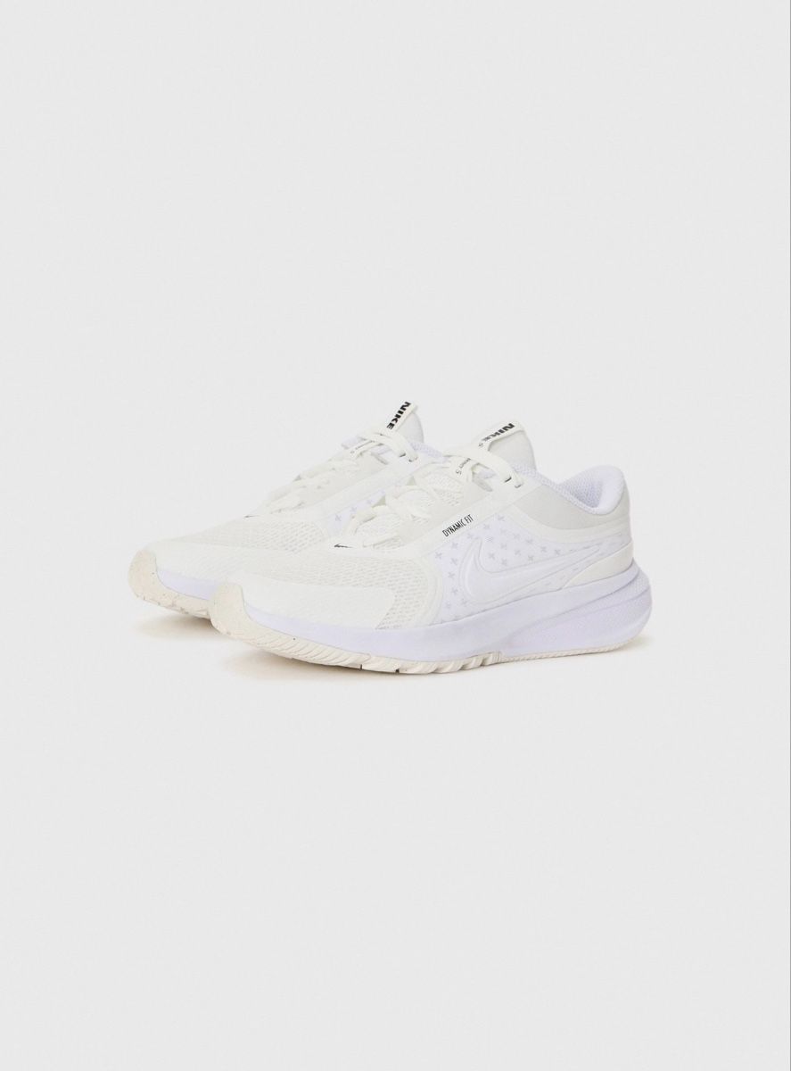 Nike Scarpe da uomo: Nike Sneaker Neu Gr.40 weiß – Nuovo (secondo la descrizione) da Ibach venduto da Expert_Group