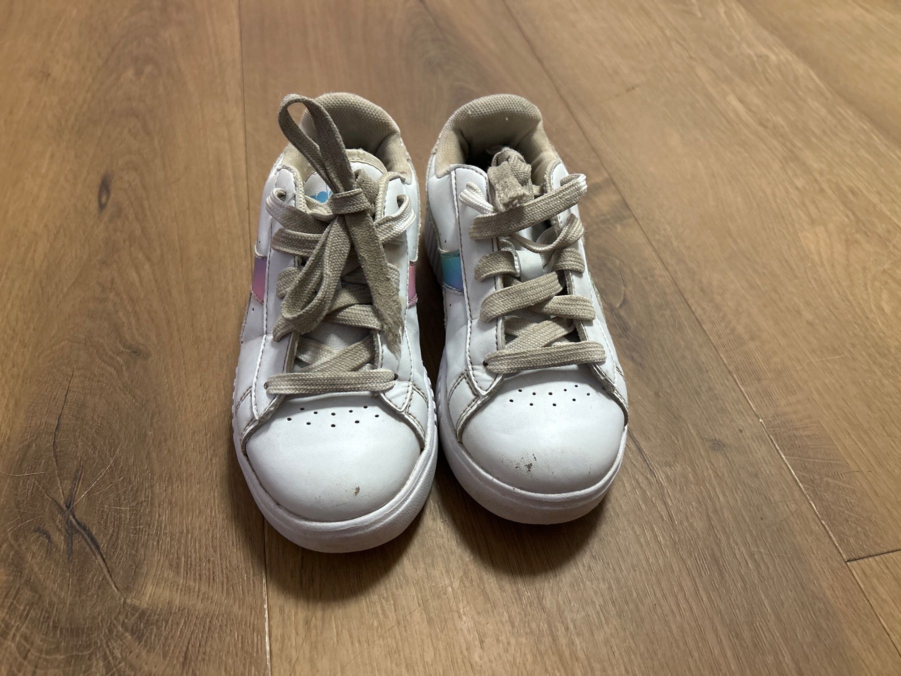 Scarpe per ragazze: Sneakers Turnschuhe Mädchen Gr 31 – Usato da Regensdorf venduto da Spyke55 1