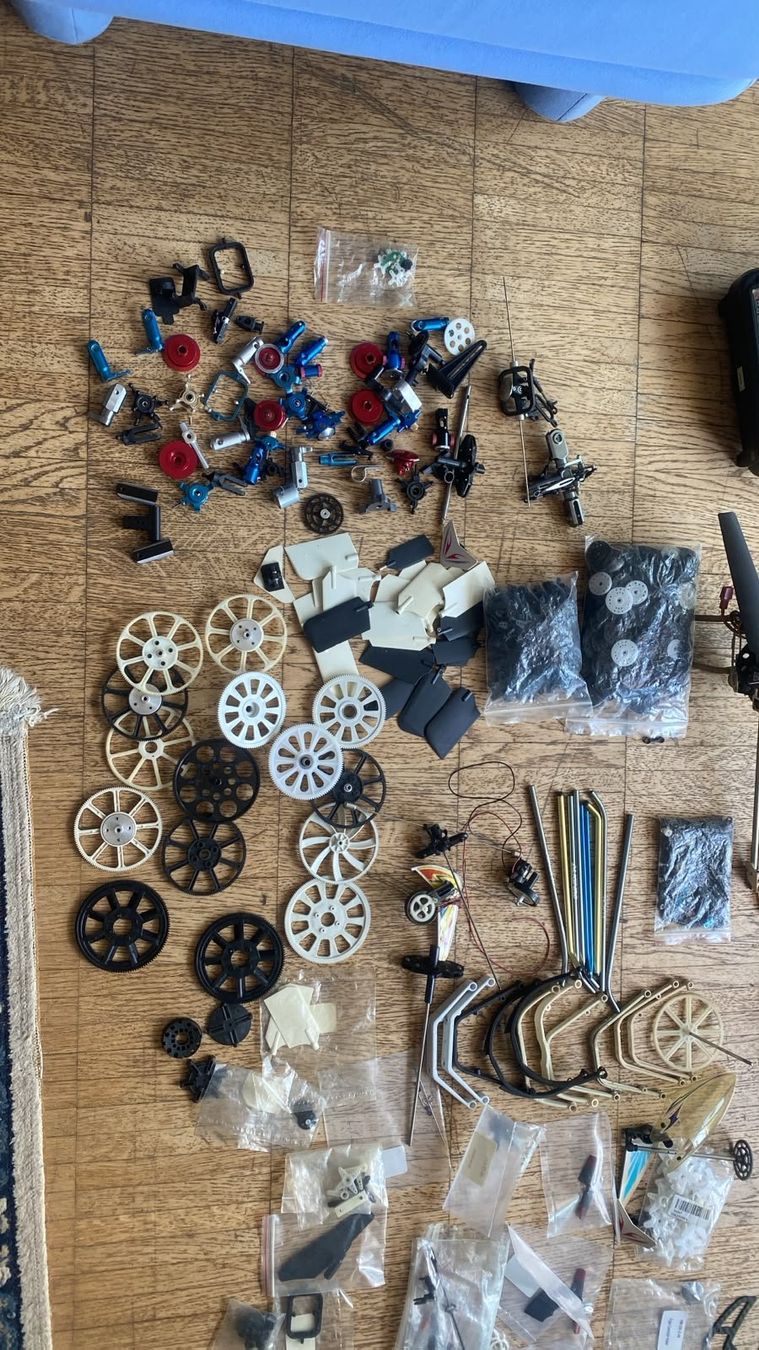 Kits de montage: Viele klein heli erzatsteil – D'occasion à Schaffhausen par Kadiro 5