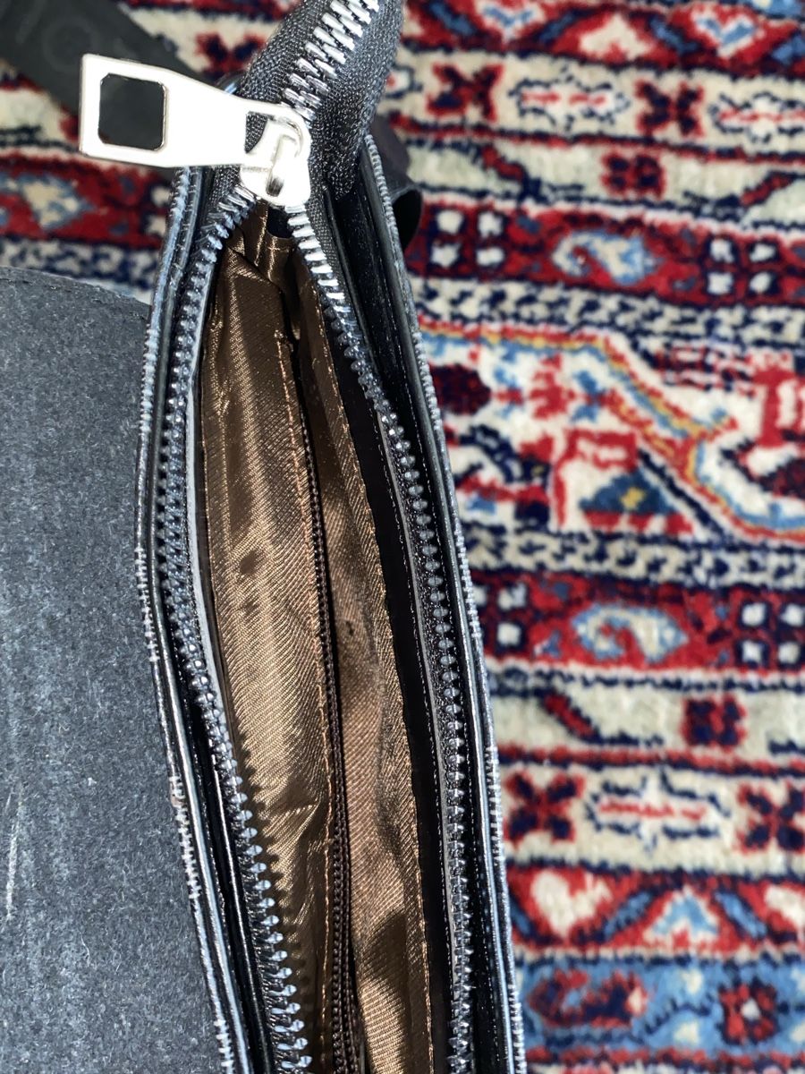 Louis Vuitton Altro in  Abbigliamento & Accessori: Sacoche Louis Vuitton – Nuovo (secondo la descrizione) da Genève venduto da ibrahim9dd17 4