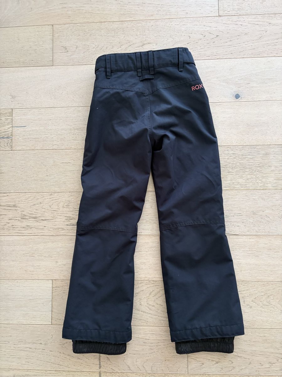Roxy Pantaloni: Roxy Kinder Skihose schwarz Gr 128 – Usato da Mies venduto da jul_f7rh 1