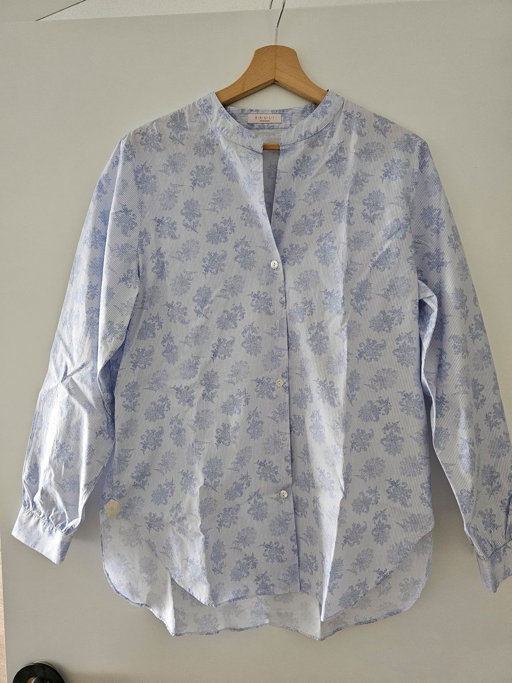 Camicette: Damenbluse "Bruni" blau/weiss mit Muster Gr. 40, Baumwolle – Nuovo (secondo la descrizione) da Sirnach venduto da windrad65