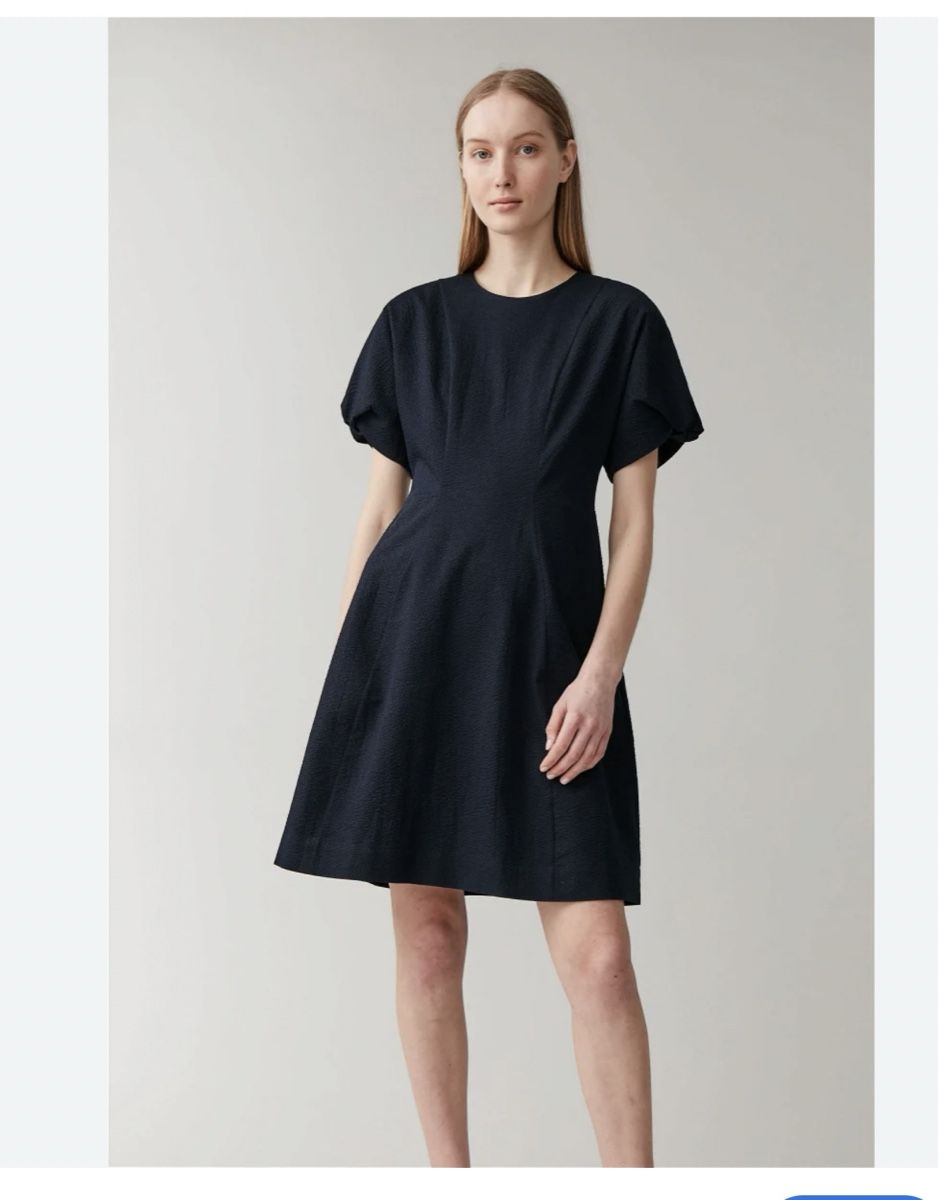 Cos Vestiti: COS dress – Usato da Kilchberg ZH venduto da ngt_hnw9