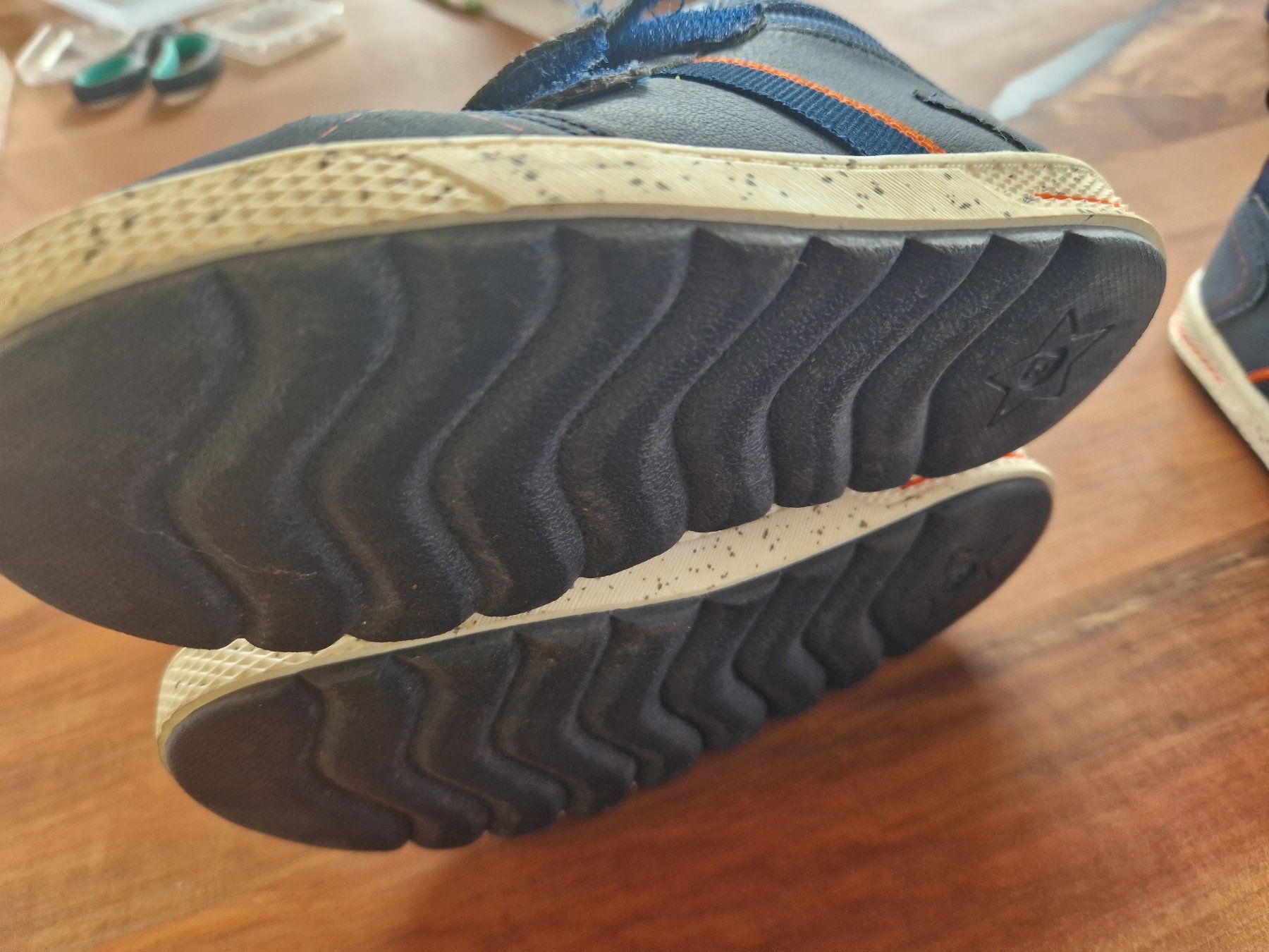 Scarpe per ragazzi: Schuhe / Übergangsschuh 27 – Usato da Giswil venduto da movo08 3