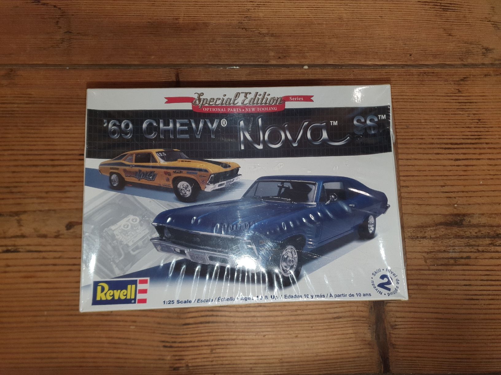 Revell Modellini d'auto: Revell 1969 Chevy Nova Modellauto – Nuovo e nell'imballaggio originale da Rüegsauschachen venduto da Ctba82 1
