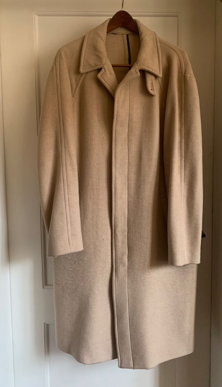 Cappotti: Men Beige Mantel – Usato da Zürich venduto da abientotleo