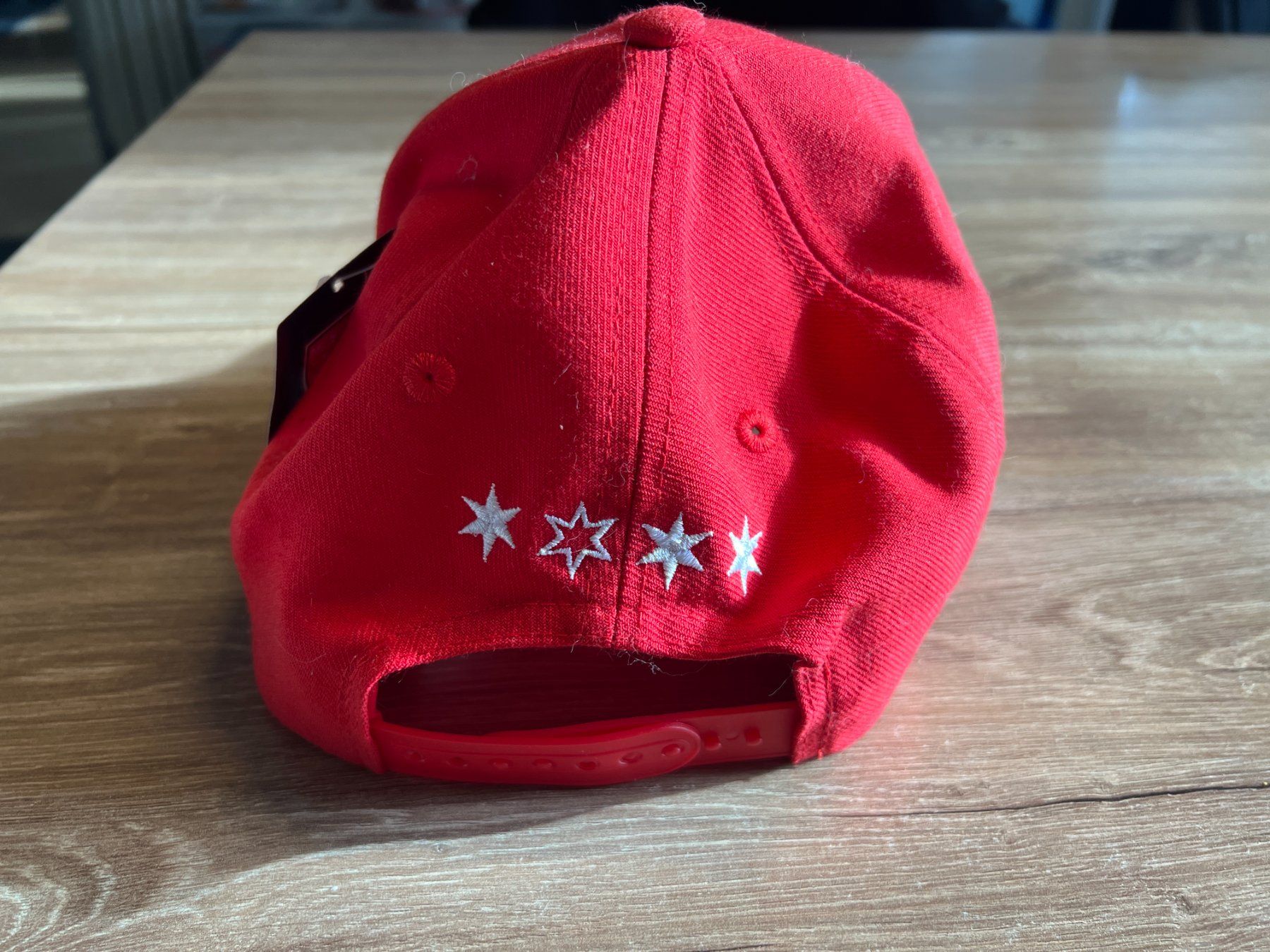 Adidas Copricapi, berretti & cappellini: Baseball Cap Chicago Fire MLS rot – Nuovo e nell'imballaggio originale da Oberbüren venduto da Swictch 3
