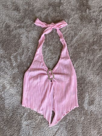 Crop top rose M avec boucle en argent à l’avant 