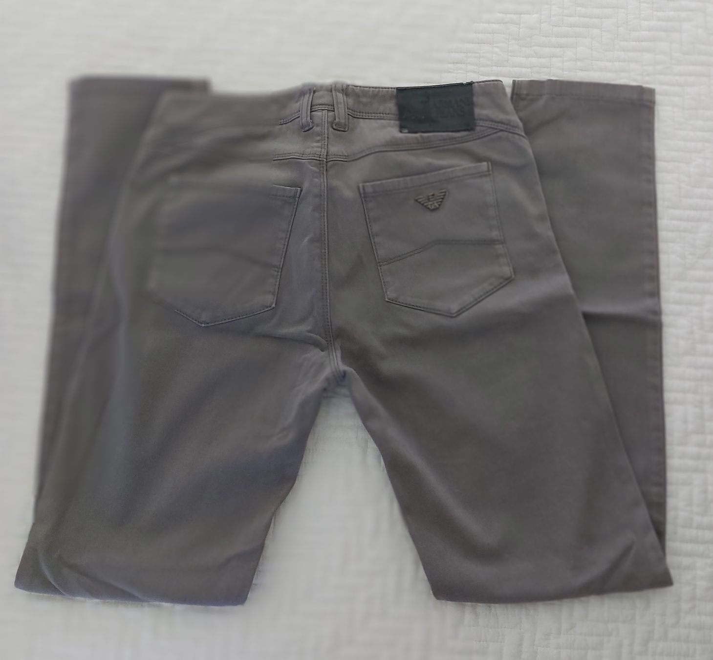 Armani Jeans: Armani jeans – Usato da Zürich venduto da Martinlaehner 1