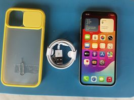 iPhone 12 128 GB Silber mit Zubehoer guter Zustand