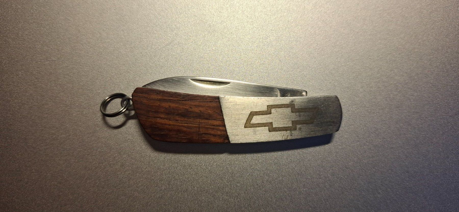 Accessori: couteau CHEVROLET – Usato da Chancy venduto da dave58v 1