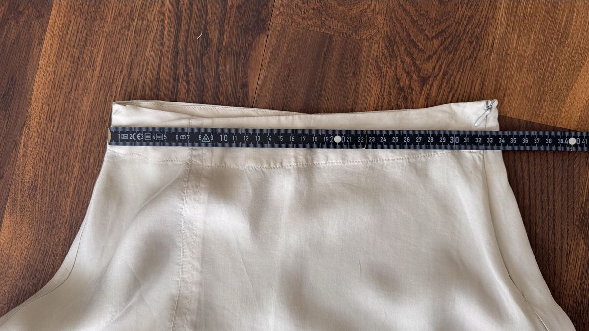 Gonne: Sommer leichter Rock beige Gr. 34 – Usato da HORGEN venduto da vladibarca10 5