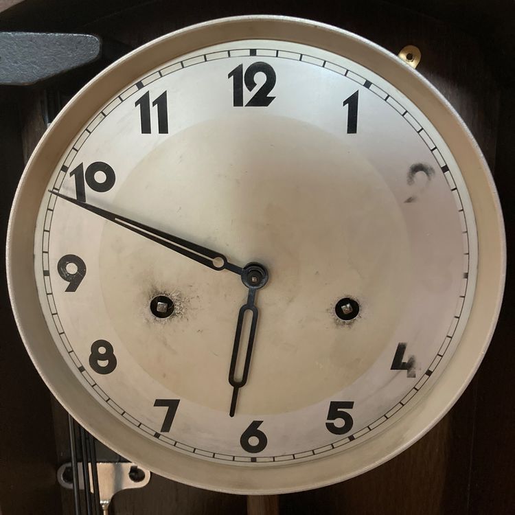 Wanduhr Hydraulik & Werkzeug Design – 30x30 Cm, HDF Holz, Leises Quarzwerk, Perfekt Für Werkstatt & Geschenk