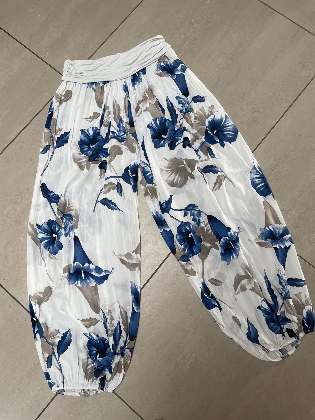 Pantaloni: Boho Pumphose aus Viscose – Nuovo (secondo la descrizione) da Sigriswil venduto da ck56