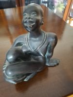Belle statuette africaine noire, déco d'intérieur.