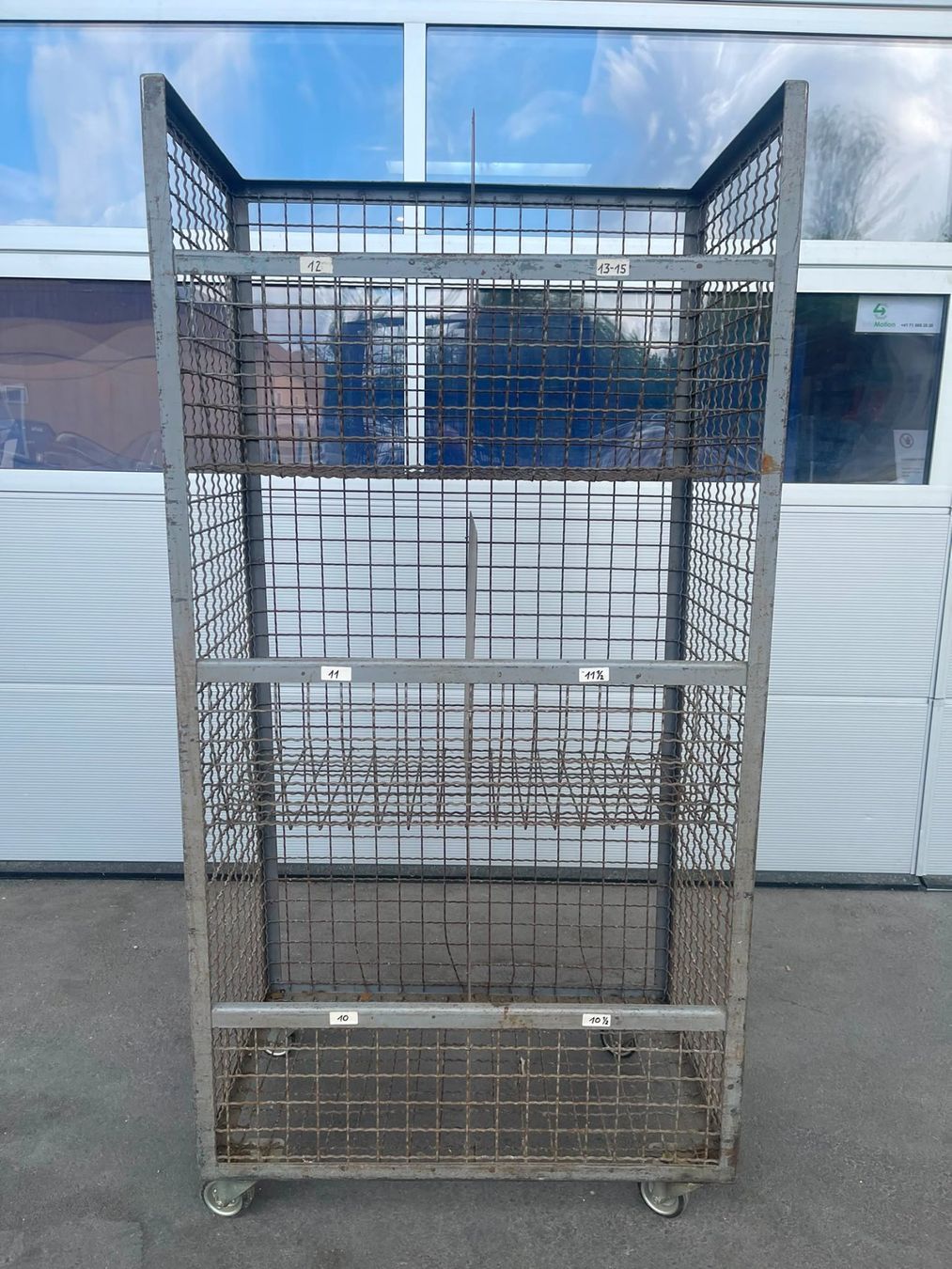 Carrelli di trasporto: Metallkorb Regalwagen 6 Fächer grau gebraucht – Usato da Münchwilen TG venduto da IntoMotion_GmbH 2