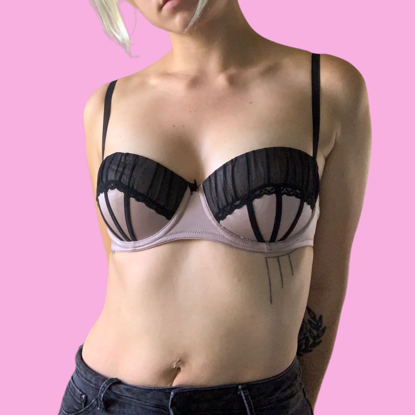 H&M Sonstige Unterwäsche: Beige and black balconette bra – Gebraucht aus Basel von demonbaby2222 3