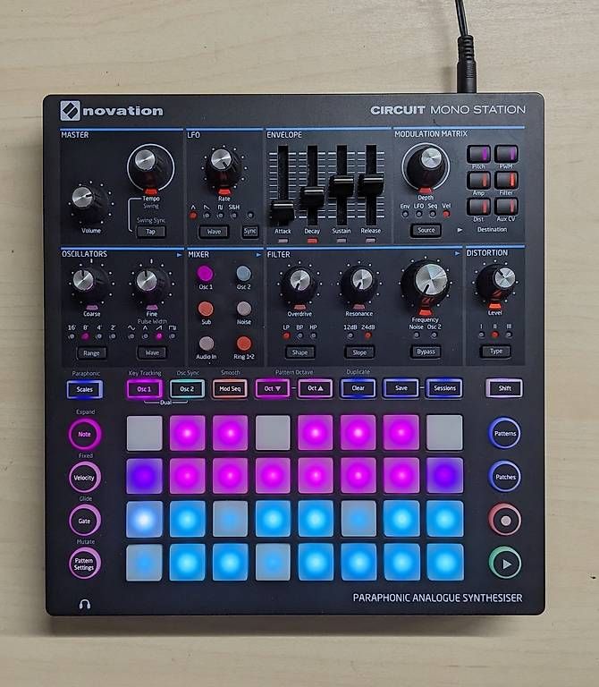 Novation Strumenti musicali: Novation Circuit Mono Station – Usato da Wabern venduto da DERZR