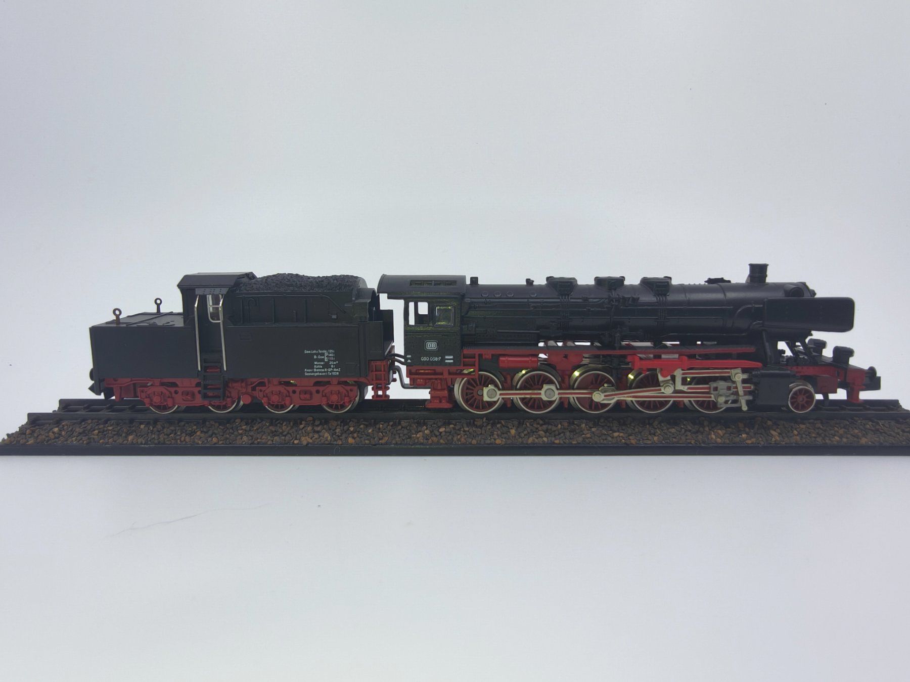 Fleischmann Modellini di ferrovie: Fleischmann, BR 050 0587-7, Analog – Usato da Wangs venduto da mobacom 1