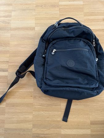 Kipling Rucksack schwarz guter Zustand gebraucht