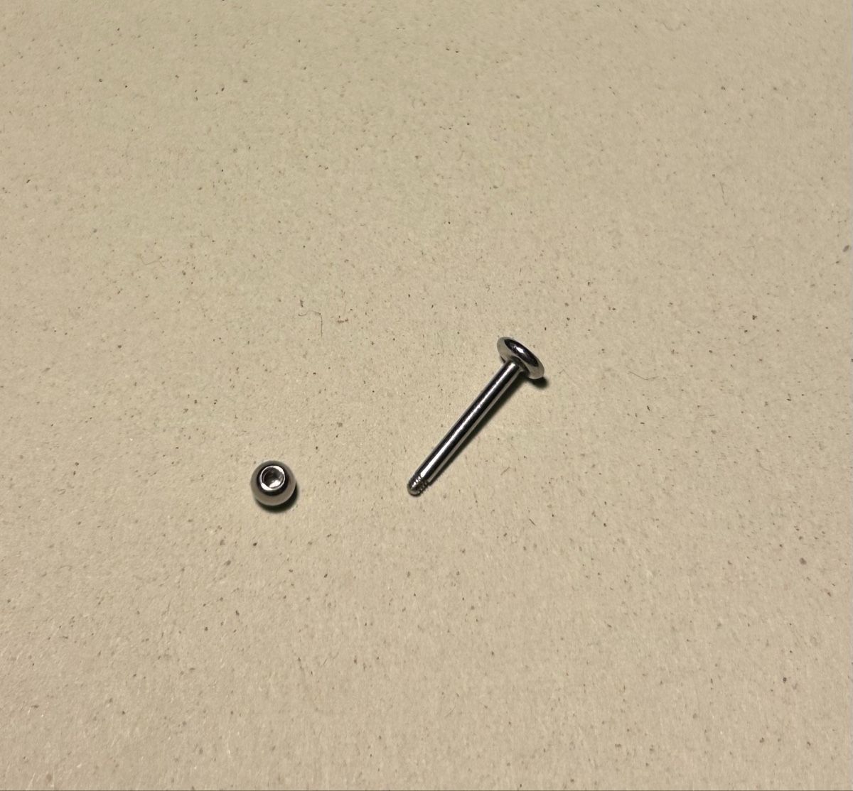 Gioielli per piercing: Piercing Titan – Nuovo (secondo la descrizione) da Basel venduto da lenarrari 1